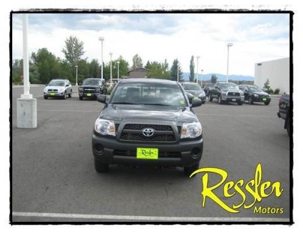 Toyota Tacoma Base Pickup