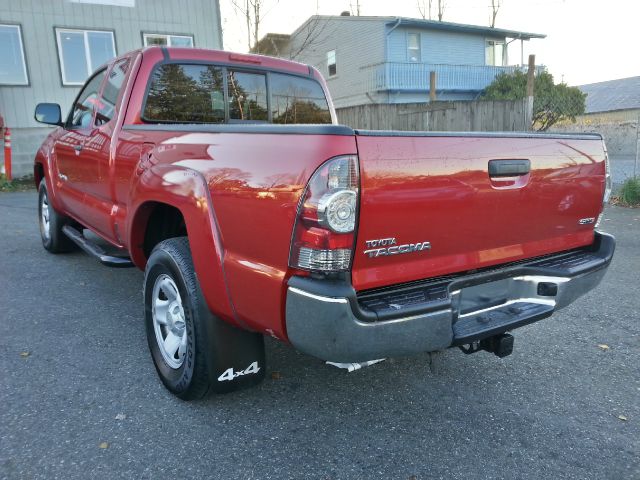 Toyota Tacoma 2011 photo 2
