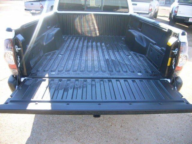 Toyota Tacoma 2011 photo 3