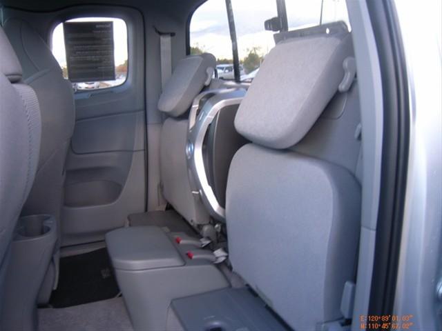 Toyota Tacoma 2011 photo 4