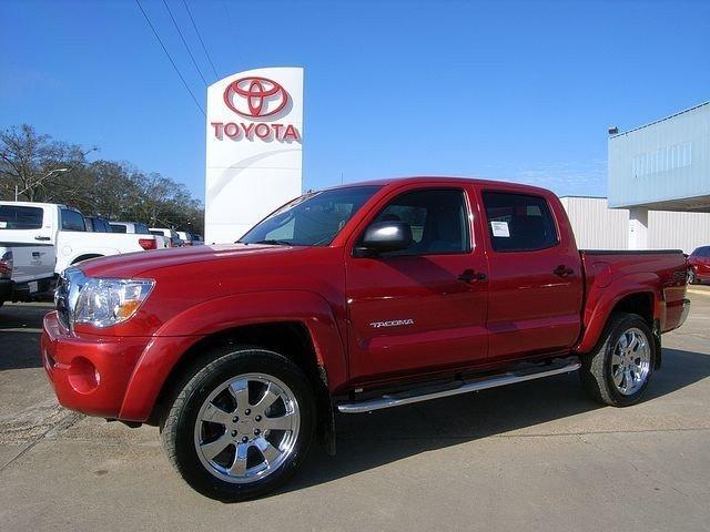 Toyota Tacoma XLT 2WD Pickup