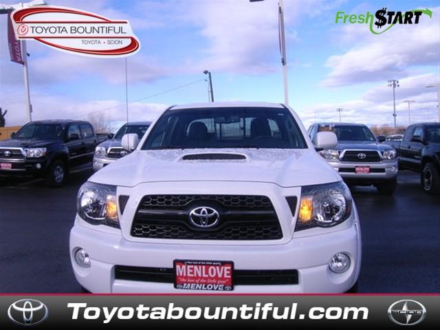 Toyota Tacoma C300 Sport Pickup