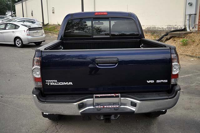 Toyota Tacoma 2013 photo 1