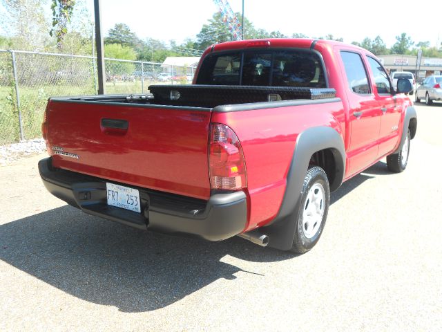 Toyota Tacoma 2013 photo 1