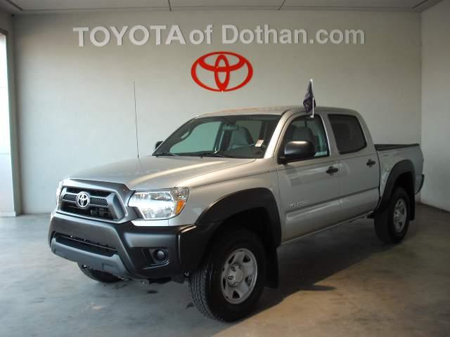 Toyota Tacoma 2013 photo 2