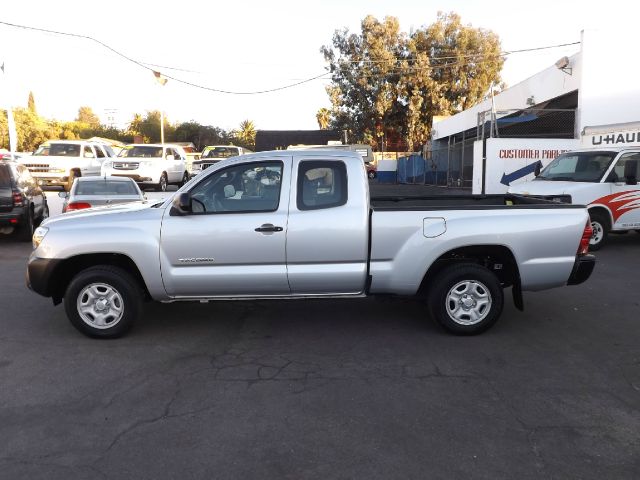 Toyota Tacoma 2013 photo 3