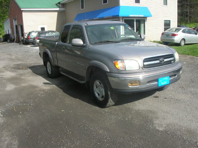 Toyota Tundra W8 4motion AUTO Pickup Truck