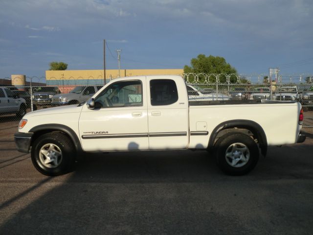 Toyota Tundra 2000 photo 3