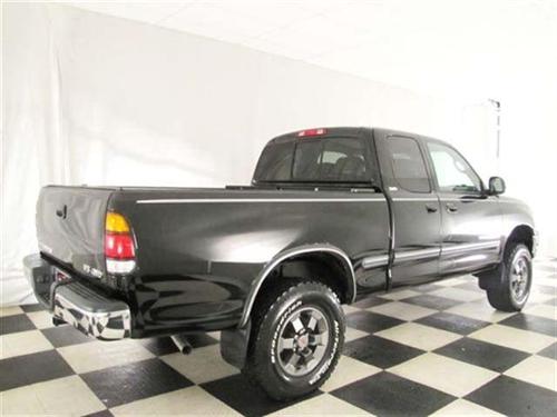 Toyota Tundra 2000 photo 2