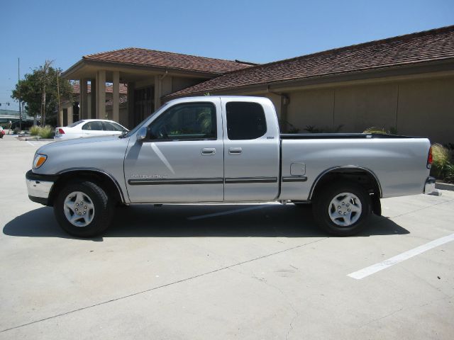 Toyota Tundra 2000 photo 3