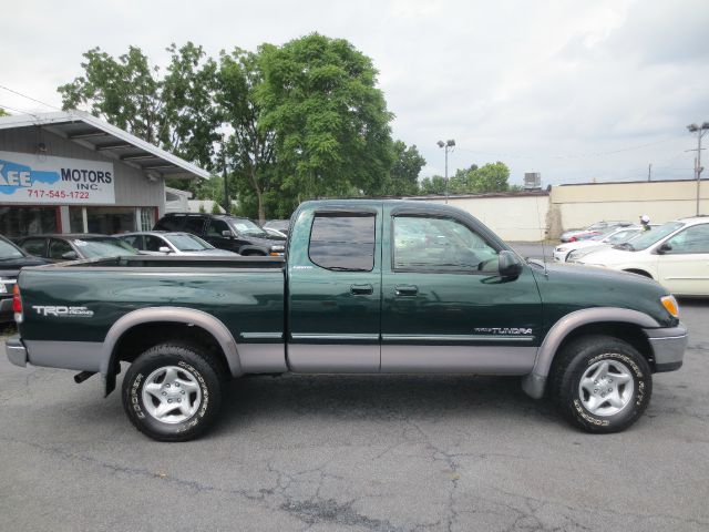 Toyota Tundra W8 4motion AUTO Pickup Truck