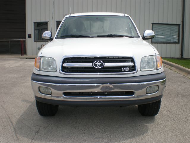 Toyota Tundra Lariat Supercrew 4WD Pickup Truck