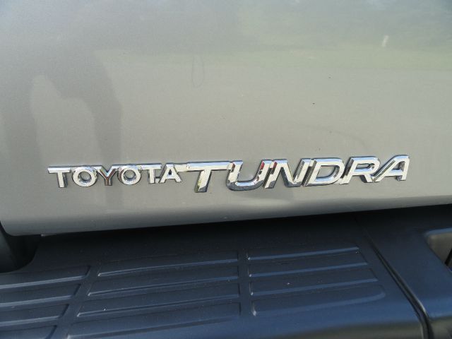 Toyota Tundra 2002 photo 1