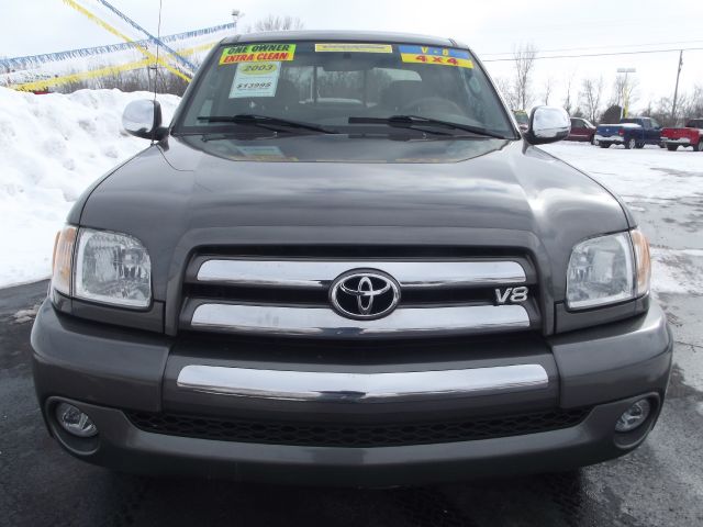 Toyota Tundra 2003 photo 2