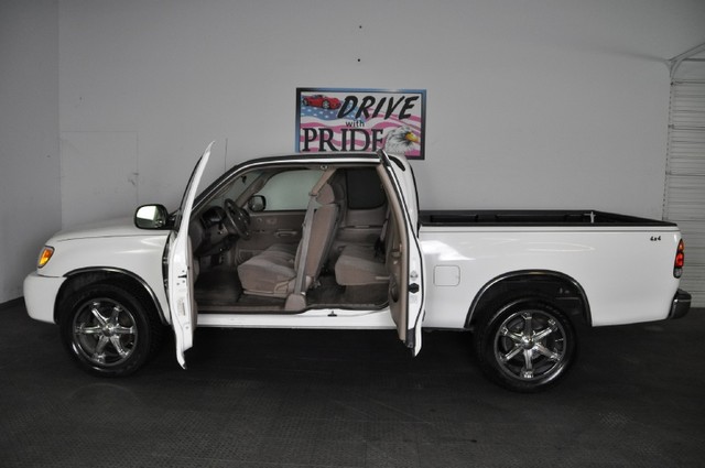 Toyota Tundra 2003 photo 3