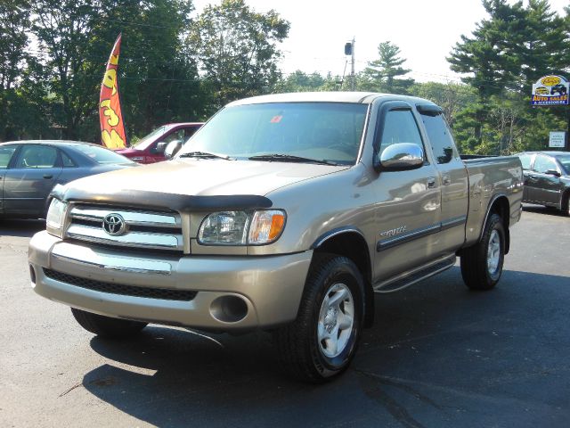 Toyota Tundra Lariat Supercrew 4WD Pickup Truck
