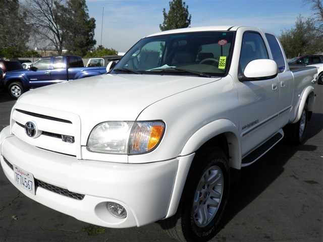 Toyota Tundra SLT 25 Unspecified