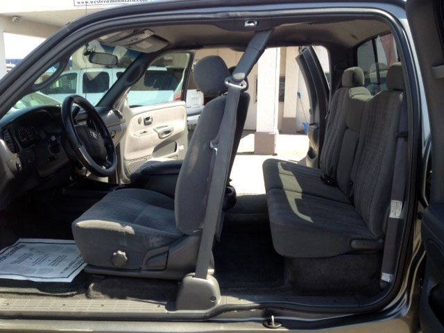 Toyota Tundra 2003 photo 2