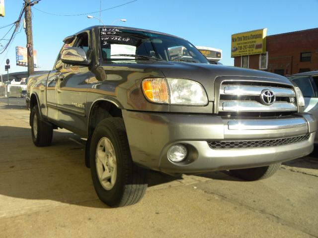 Toyota Tundra 2003 photo 2