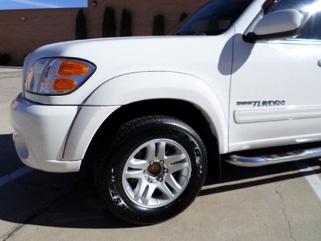 Toyota Tundra 2004 photo 2