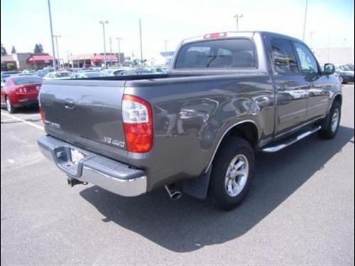 Toyota Tundra 2004 photo 3