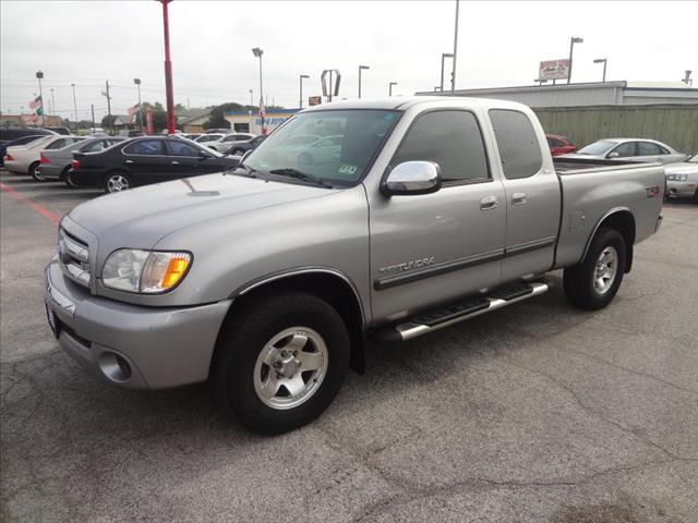 Toyota Tundra 2004 photo 3