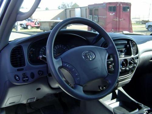 Toyota Tundra 2004 photo 4