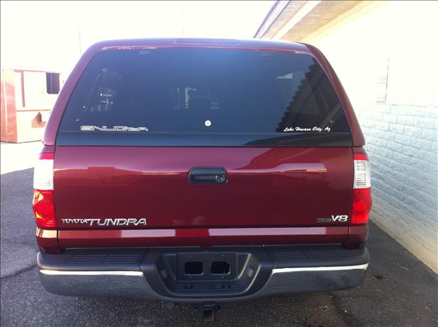 Toyota Tundra 2004 photo 2