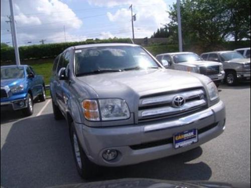 Toyota Tundra 2004 photo 2