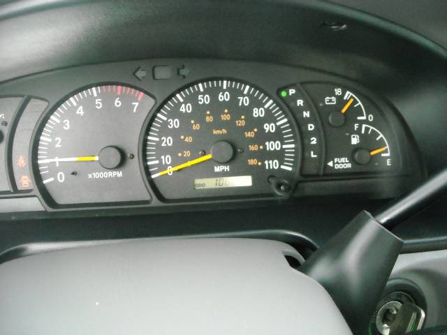 Toyota Tundra 2004 photo 3