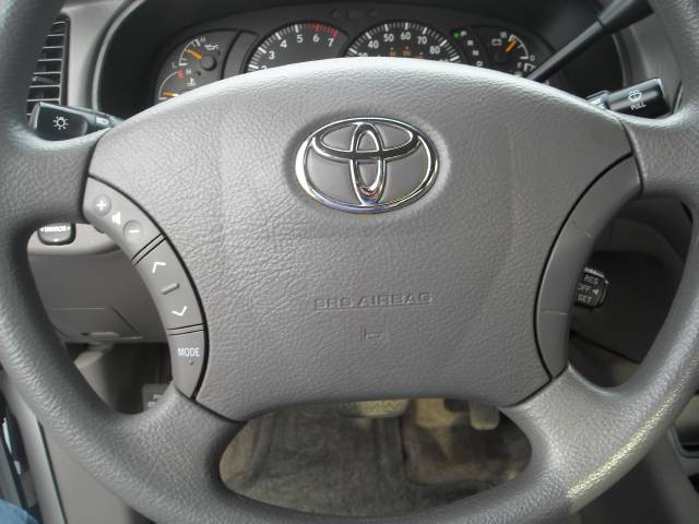 Toyota Tundra 2004 photo 4
