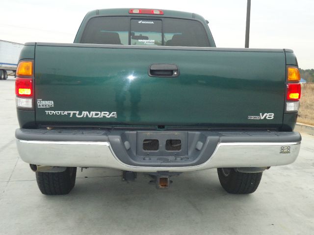 Toyota Tundra 2004 photo 3