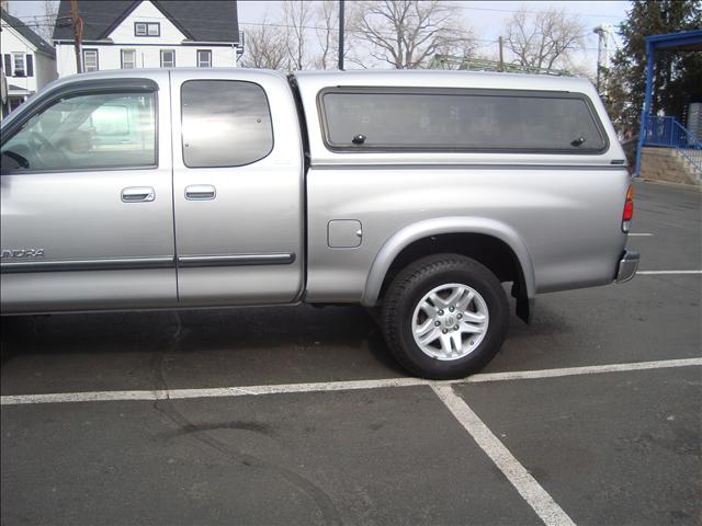 Toyota Tundra 2004 photo 4