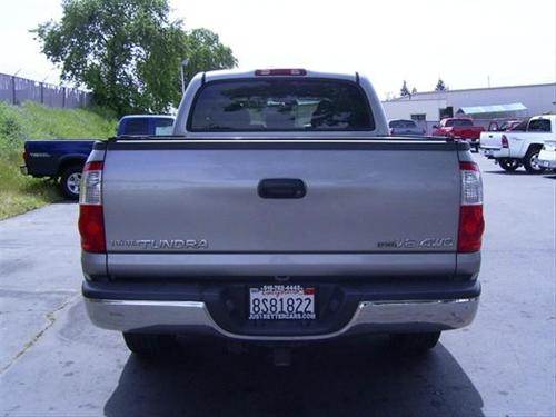 Toyota Tundra 2004 photo 1