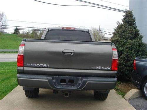 Toyota Tundra 2004 photo 1
