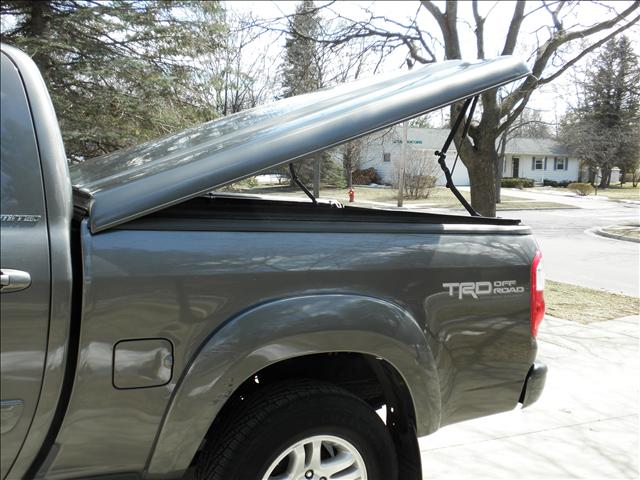 Toyota Tundra 2004 photo 3