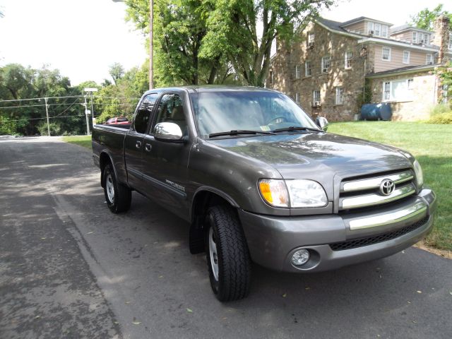 Toyota Tundra 2004 photo 1