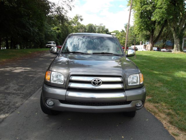 Toyota Tundra 2004 photo 3