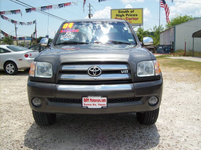 Toyota Tundra 2004 photo 2