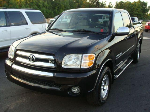Toyota Tundra 2004 photo 1