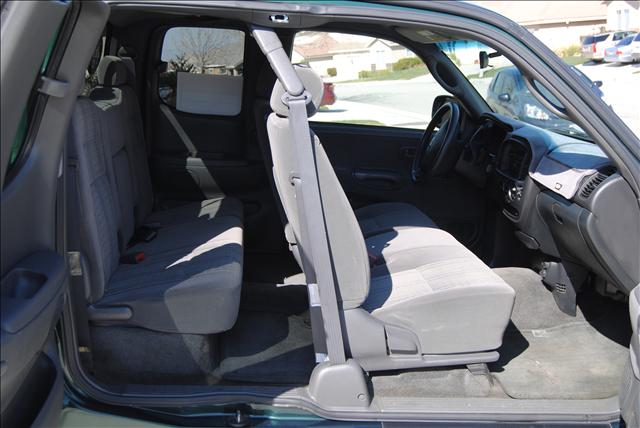 Toyota Tundra 2004 photo 3