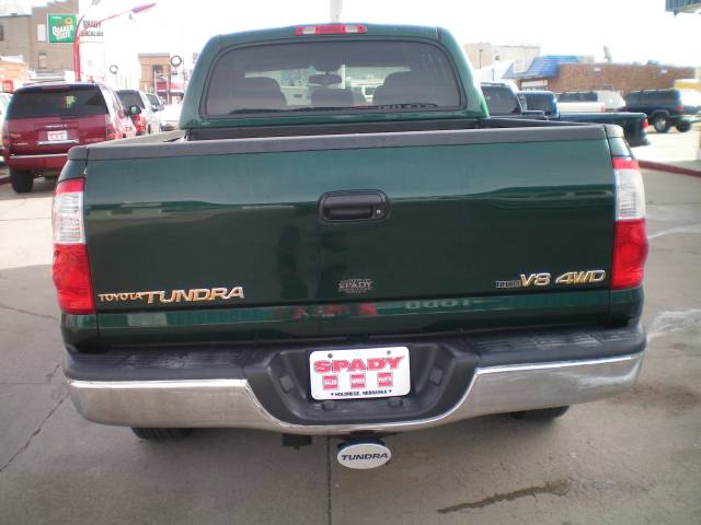 Toyota Tundra 2004 photo 1