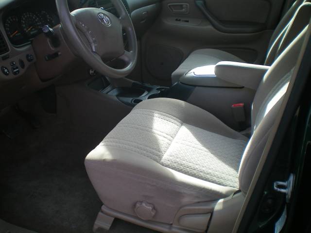 Toyota Tundra 2004 photo 2