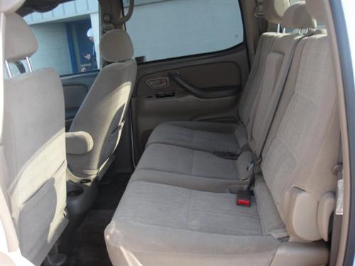 Toyota Tundra 2004 photo 2