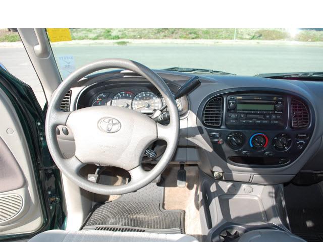 Toyota Tundra 2004 photo 4