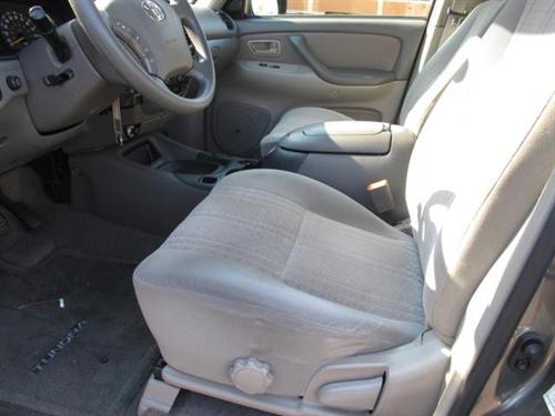 Toyota Tundra 2004 photo 1