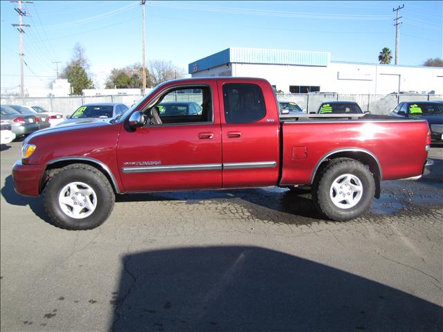 Toyota Tundra 2004 photo 1