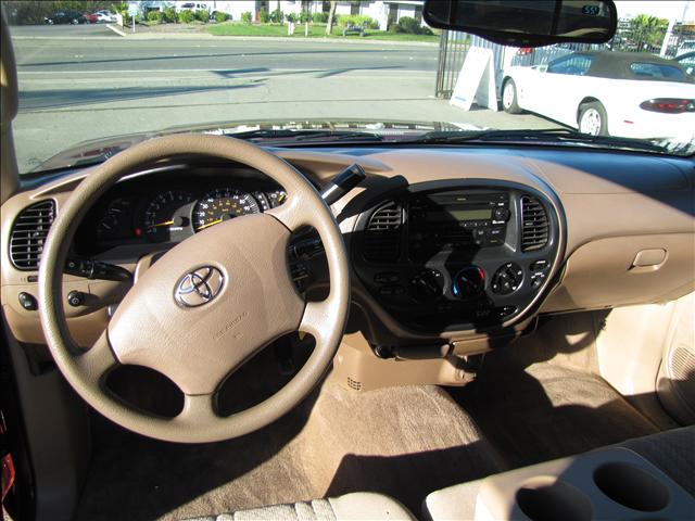 Toyota Tundra 2004 photo 3