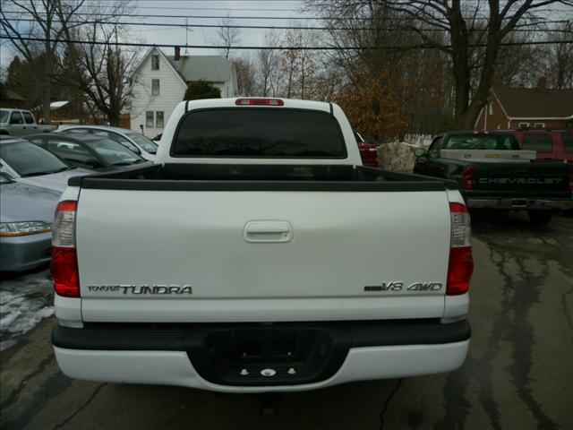 Toyota Tundra 2004 photo 3