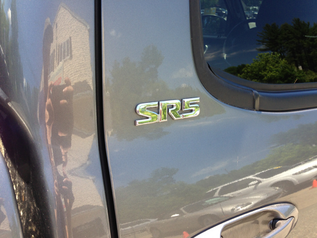 Toyota Tundra 2004 photo 2